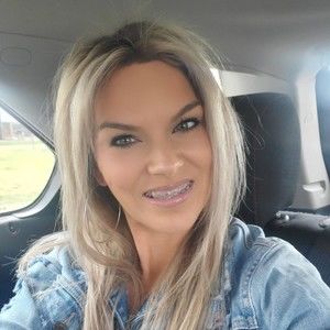 Meet your Posher, Brittnie